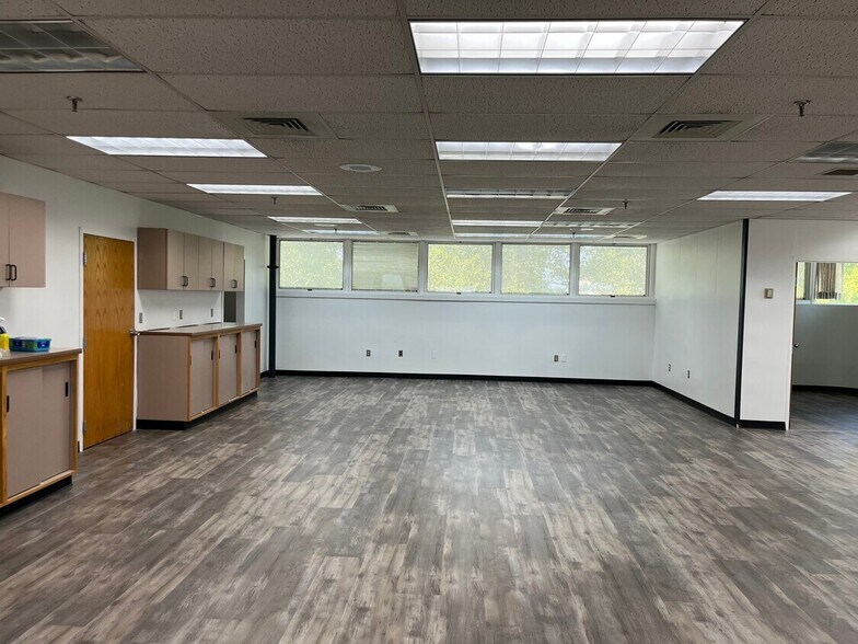 More Photos Of 446-450 Union Blvd, Allentown Medical For Lease