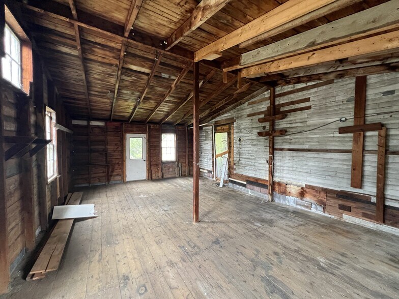 More Photos Of 271 Main St, Union Apartments For Sale