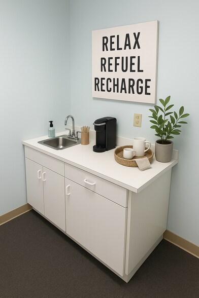 More Photos Of 2 Forest Park Dr, Farmington Unknown For Lease