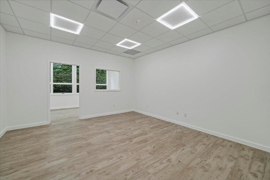 More Photos Of 72 Summit Ave, Montvale Office Residential For Lease