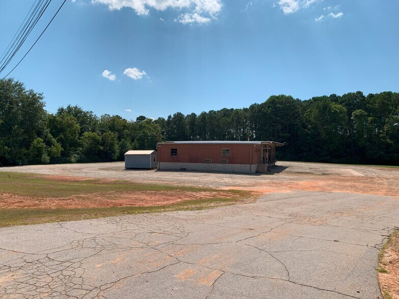 More Photos Of 677 Hudson Rd, Lagrange Truck Terminal For Sale