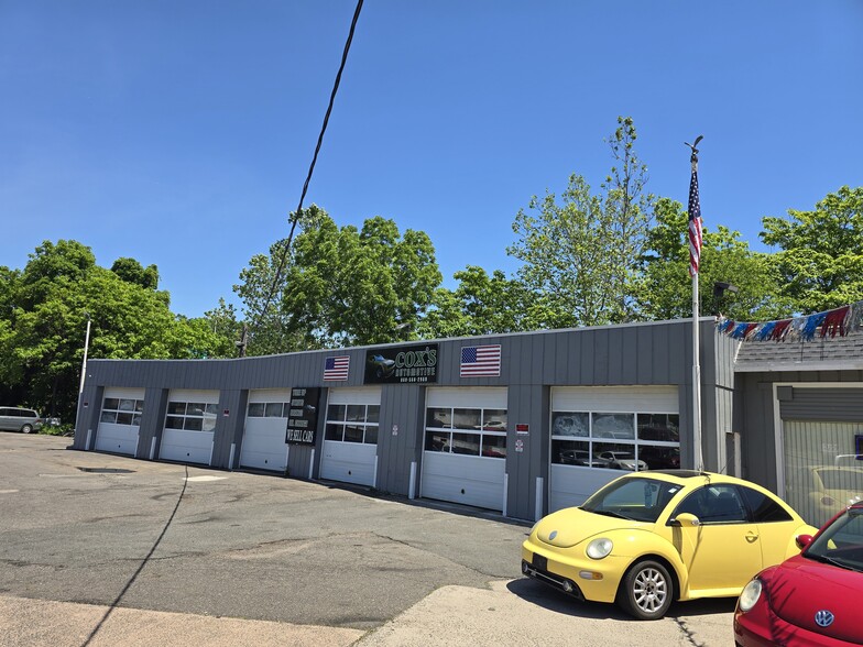 More Photos Of 200 Main St, East Hartford Auto Repair For Sale
