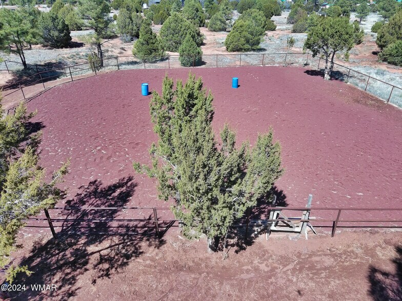 More Photos Of 7056 Bustin Dutch Trl, Show Low Multifamily For Sale