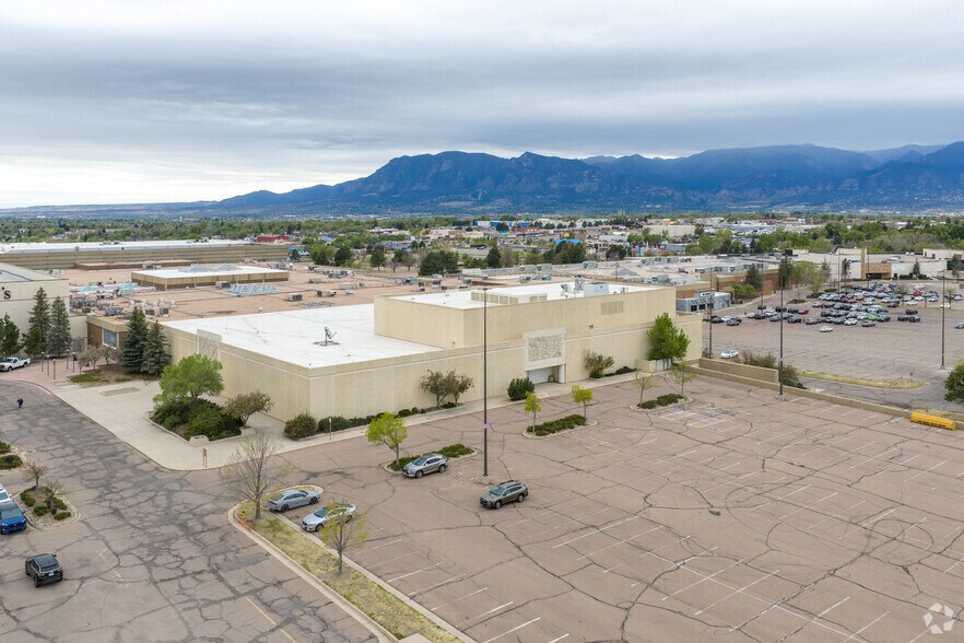 More Photos Of 820 & 3655 Citadel Dr E, Colorado Springs General Retail For Sale