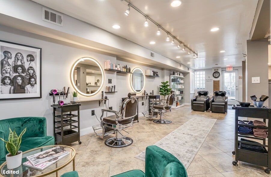 More Photos Of 693 Bergen Ave, Jersey City Storefront Retail Residential For Lease