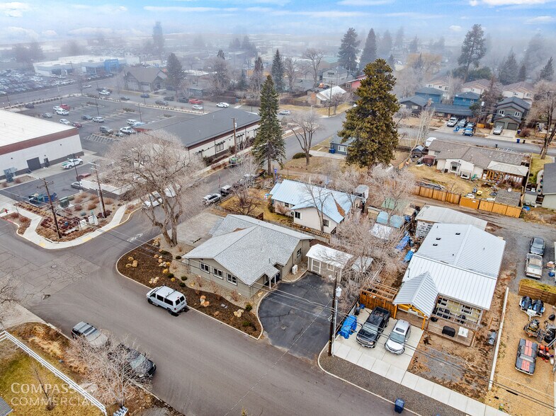 More Photos Of 204 NE 4th St, Bend Office For Sale