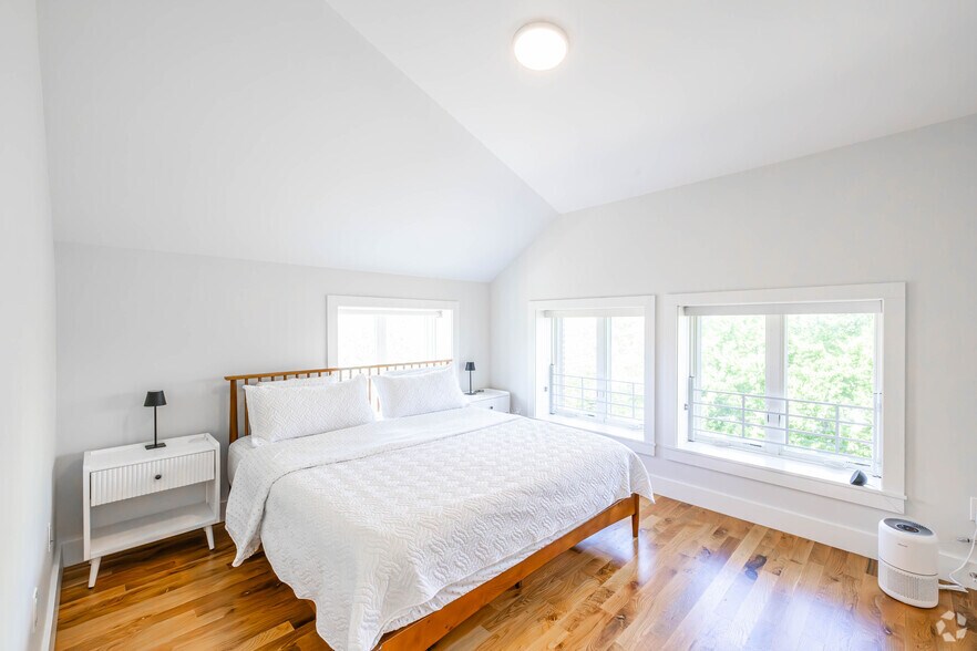 More Photos Of 30 Maclean St, Princeton Apartments For Sale