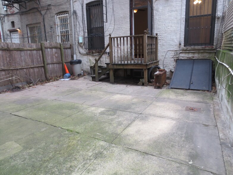 More Photos Of 250 9th St, Brooklyn Apartments For Sale