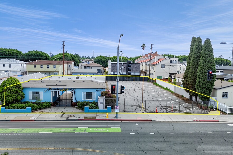 Primary Photo Of 2338 Ocean Park Blvd, Santa Monica Apartments For Sale