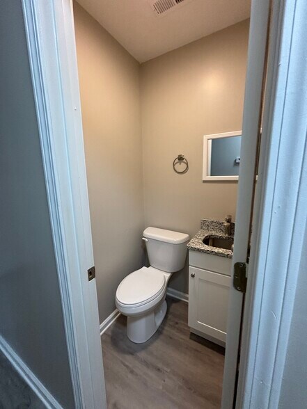More Photos Of 209 Cemetary Ln, Jonesborough Apartments For Sale