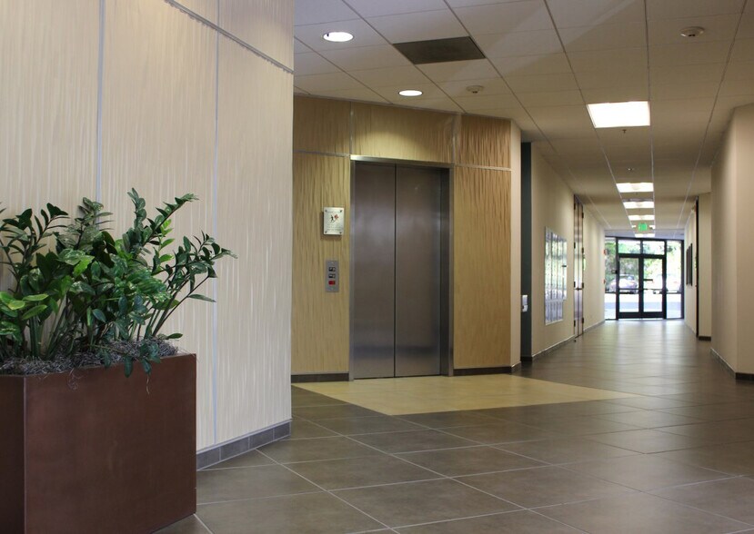 More Photos Of 1550 Parkside Dr, Walnut Creek Medical For Lease