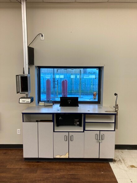 More Photos Of 533 W Nettleton Ave, Jonesboro Freestanding For Sale