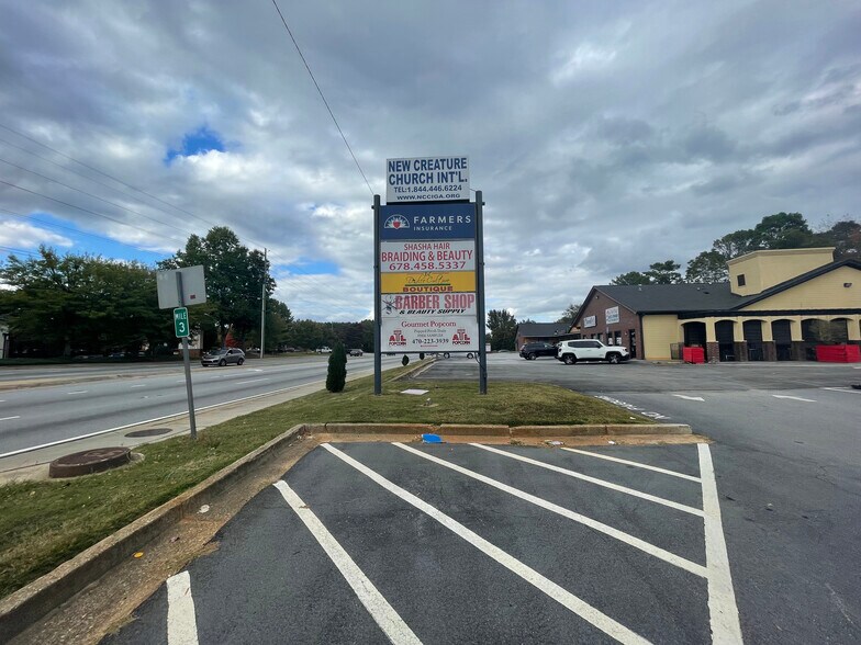 More Photos Of 3416 Centerville Hwy, Snellville Storefront For Sale