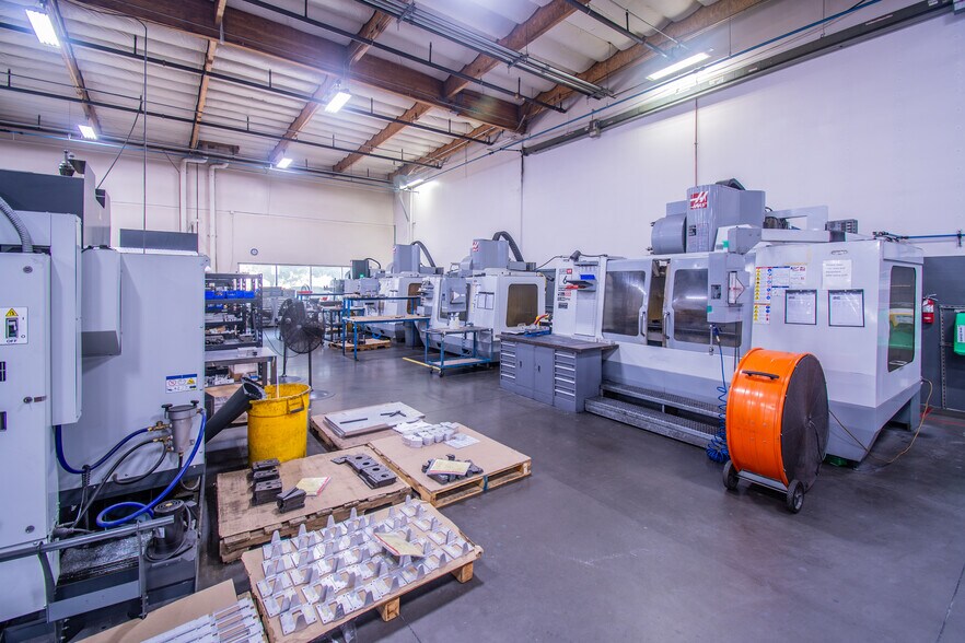More Photos Of 7855 Southfront Rd, Livermore Light Manufacturing For Sale