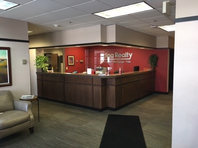 More Photos Of 3161 NW Northdale Blvd, Minneapolis Office For Lease
