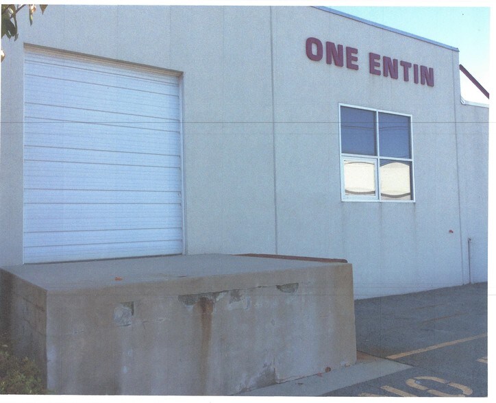 More Photos Of 1 Entin Rd, Clifton Manufacturing For Lease