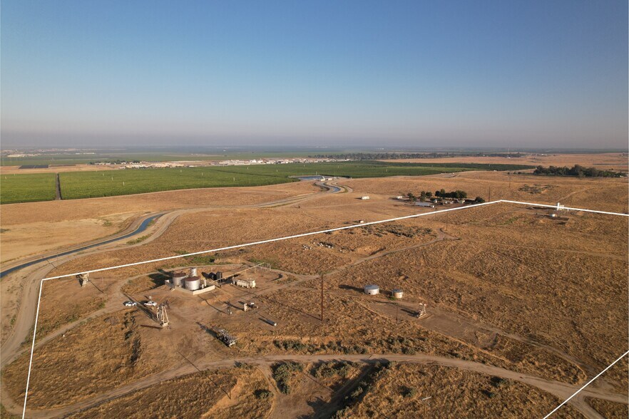 More Photos Of 20 Acres in Kern County Rd, Bakersfield Land For Sale