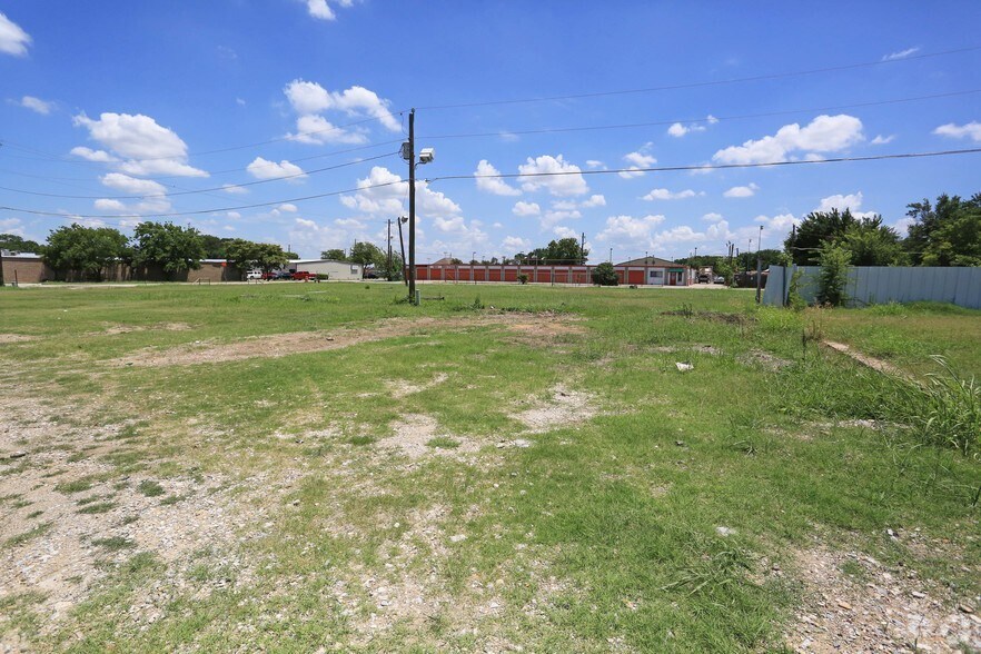 More Photos Of 7440 Main Street, The Colony Land For Lease