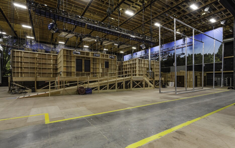 More Photos Of 4001 Kearns Blvd, Park City Movie Radio TVStudio For Sale