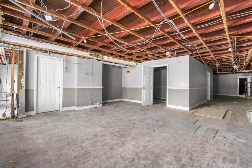 More Photos Of 621 Farmington Ave, Hartford Apartments For Sale