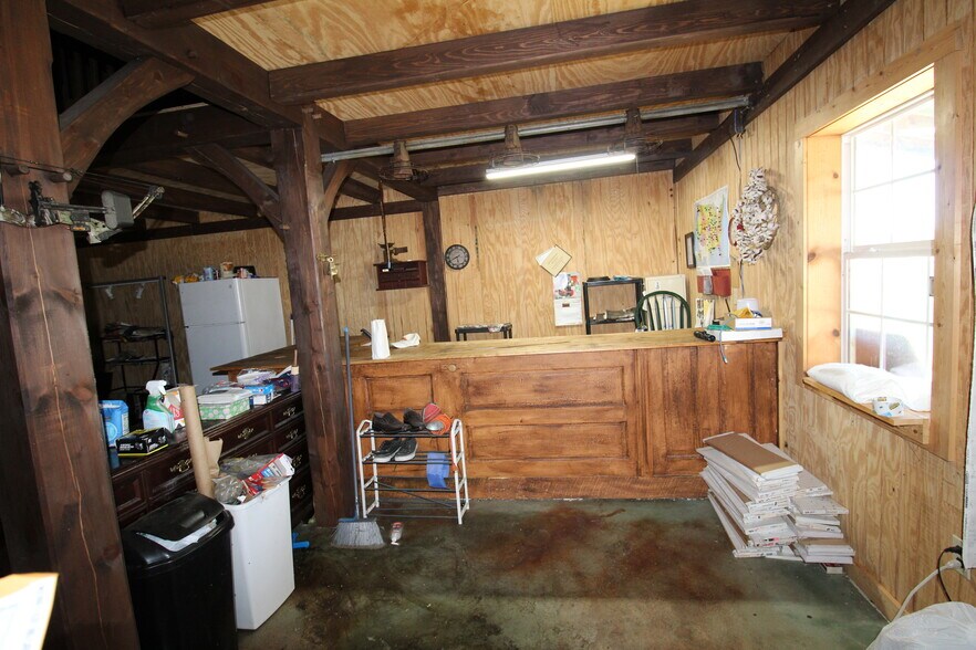 More Photos Of 3768 Private Road 1271, Willow Springs Industrial For Sale