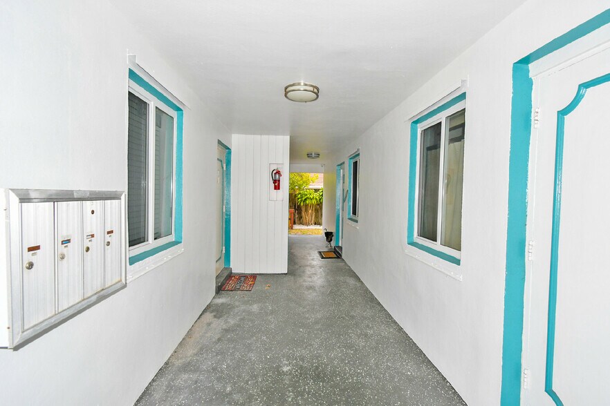 More Photos Of 5901-5911 NE 18th Ave, Fort Lauderdale Apartments For Sale