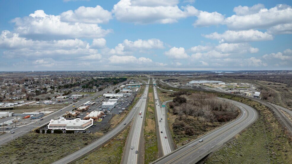 More Photos Of 1321-1325 Aaron Dr, Richland Storefront Retail Office For Lease
