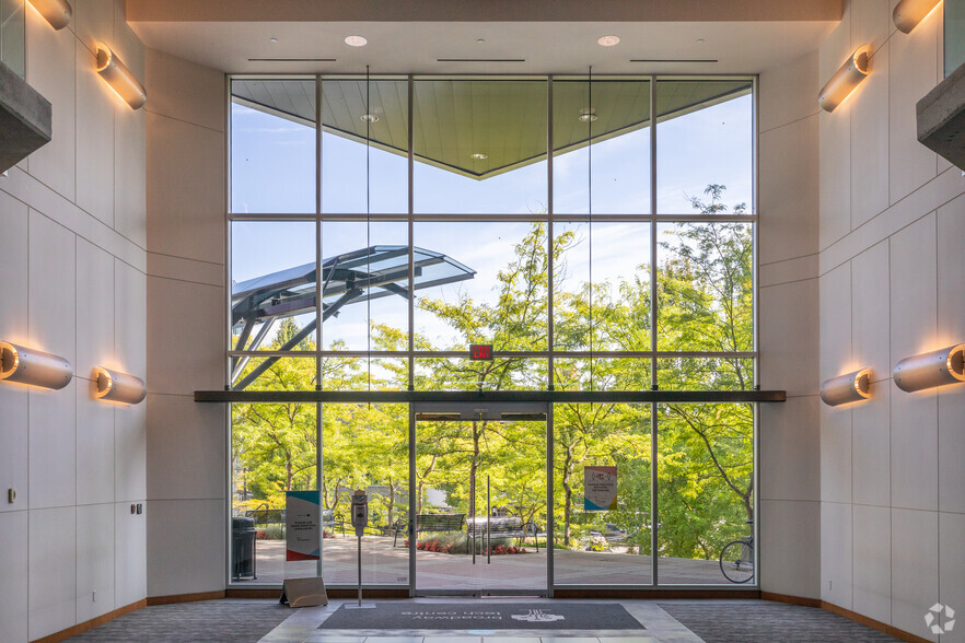 More Photos Of 2920 Virtual Way, Vancouver Unknown For Lease