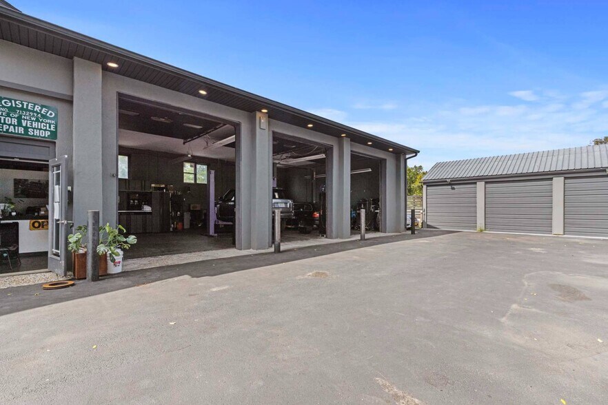 More Photos Of 715 County Rd 39, Southampton Auto Repair For Sale