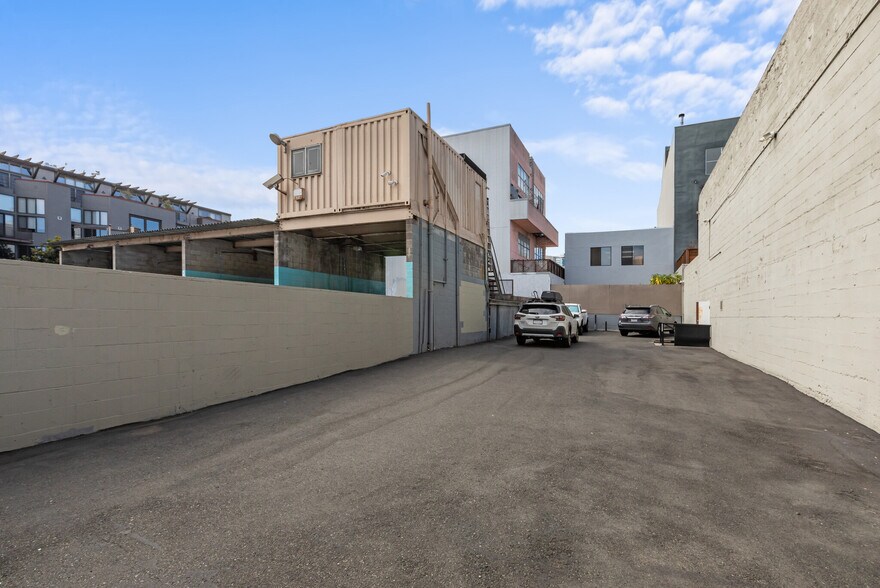 More Photos Of 1370 Harrison St, San Francisco Flex For Sale