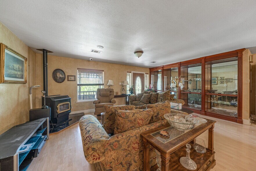 More Photos Of 1551 N Windy Knoll Dr, Devine Land For Sale