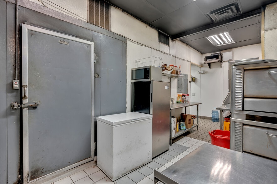 More Photos Of 800-802 Main St, Bradley Beach Restaurant For Sale