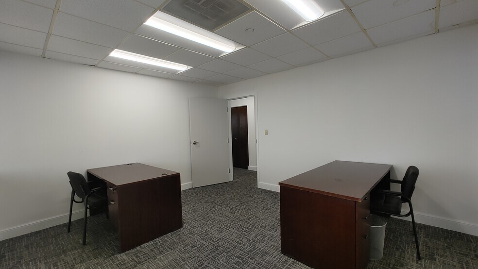 More Photos Of 210 N University Dr, Coral Springs Office For Lease