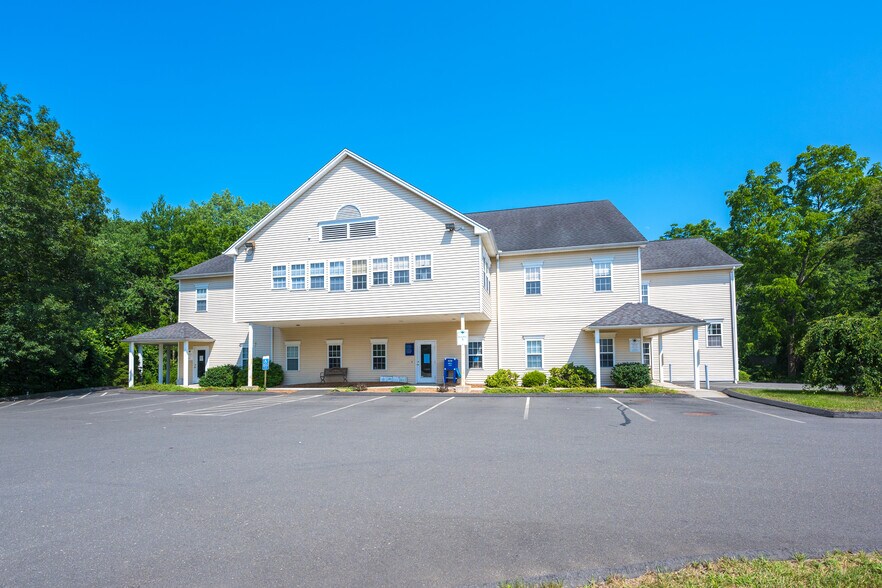 More Photos Of 5 Durham Rd, Guilford Medical For Lease