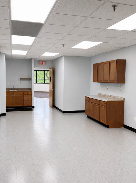 More Photos Of 150-20 132nd Ave, Jamaica Warehouse For Lease