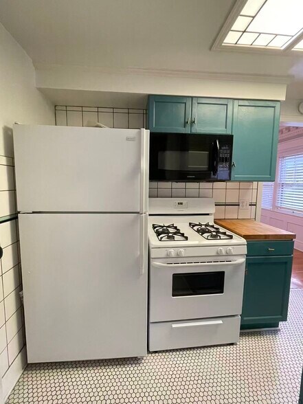 More Photos Of 638-650 Mar Vista Ave, Pasadena Apartments For Sale