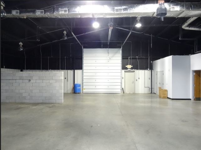 More Photos Of 4400 Bragg Blvd, Fayetteville Showroom For Lease