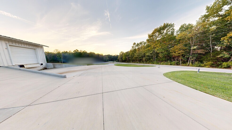 More Photos Of 855 Allens Chapel Rd, Smithville Manufacturing For Sale