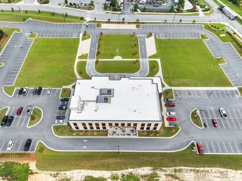 More Photos Of 100 Highpoint Park Way, Braselton Office For Sale