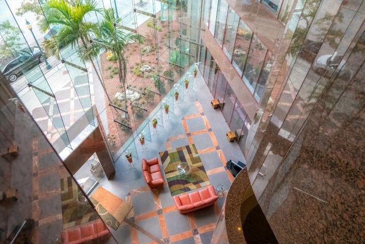 More Photos Of 2033 Main St, Sarasota Office For Lease