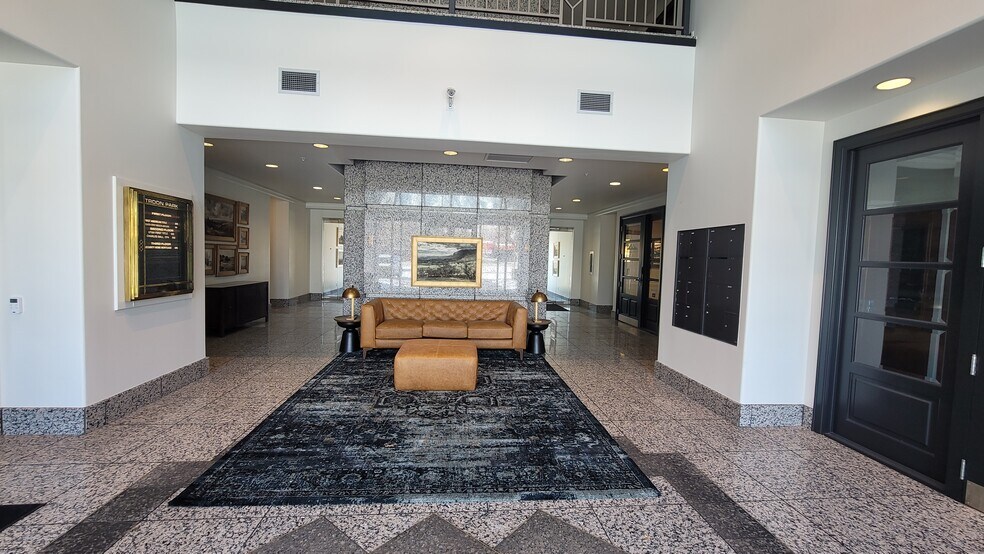 More Photos Of 574-584 S State St, Orem Office For Sale