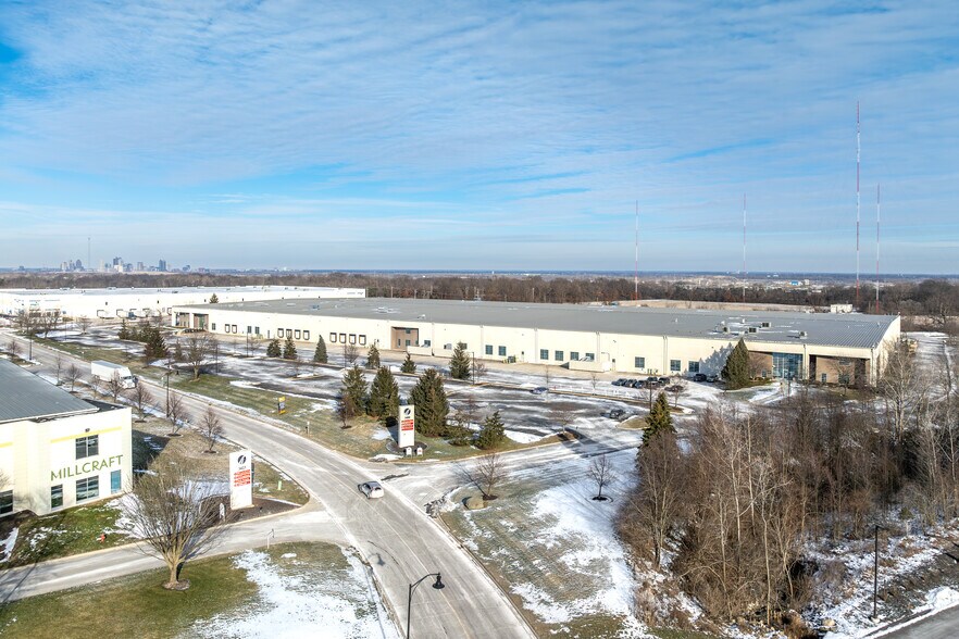 Primary Photo Of 3400 Southpark Pl, Grove City Warehouse For Lease