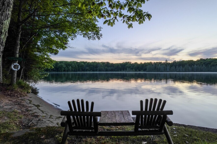 More Photos Of 8971 Thoroughfare Rd, Minocqua Multifamily For Sale
