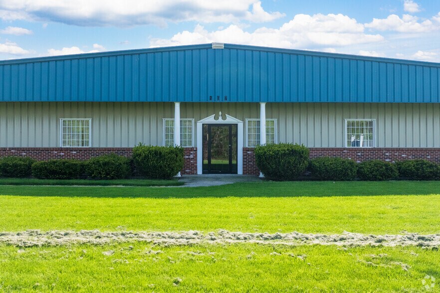 More Photos Of 107 Dresser Hill Rd, Charlton General Retail For Sale