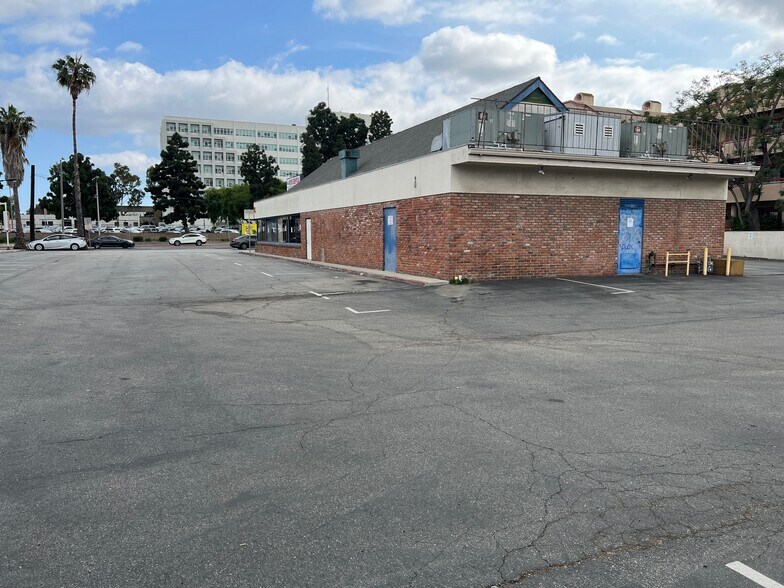 More Photos Of 923 W Carson St, Torrance Land For Sale