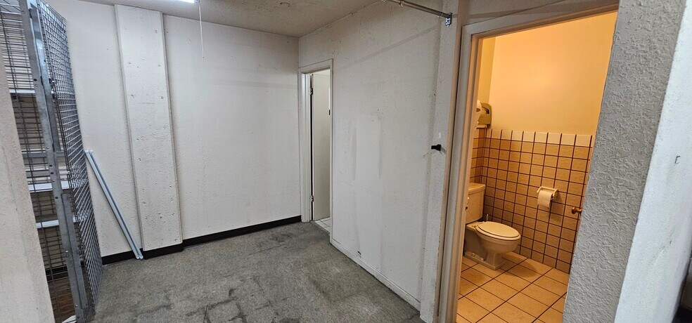 More Photos Of 1010 Howard Ave, San Mateo Industrial For Lease