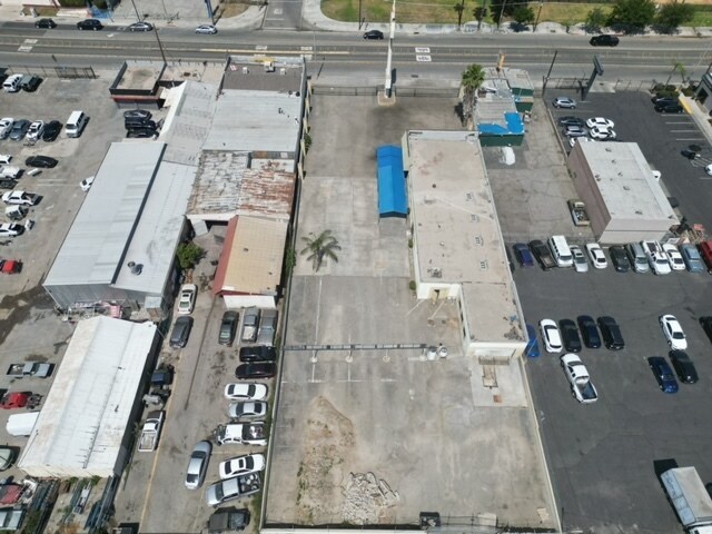 More Photos Of 247 S E St, San Bernardino Carwash For Sale