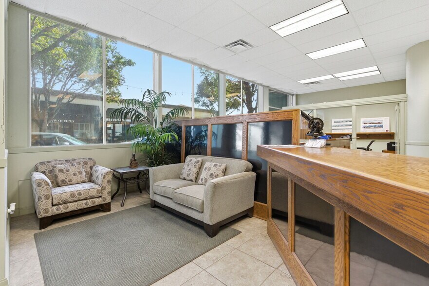 More Photos Of 1025 Central Ave, Tracy Medical For Sale