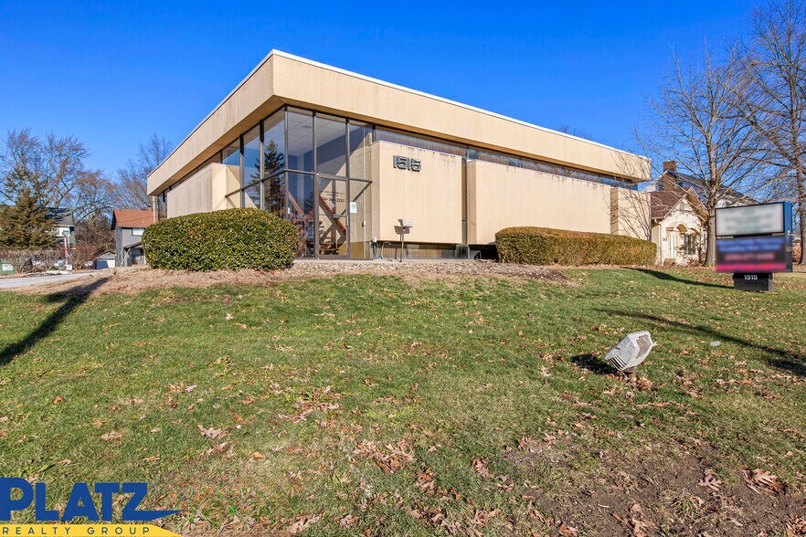 More Photos Of 1515 E Market St, Warren Medical For Lease