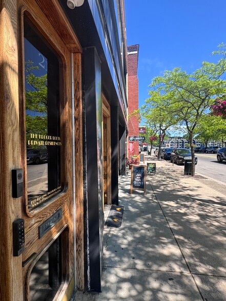 More Photos Of 211 Bridge St, Charlevoix Office For Sale